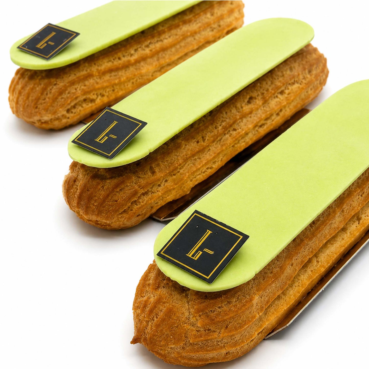 Pistachio Éclair