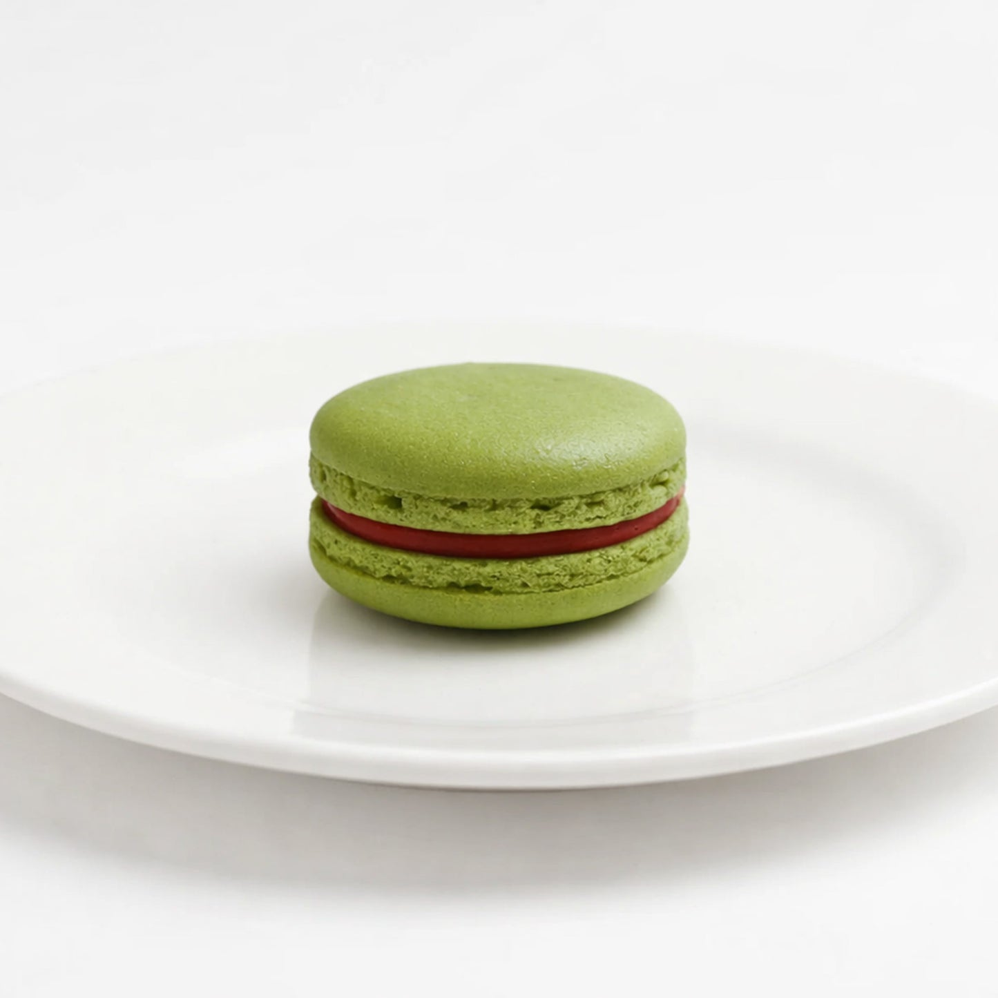 Macaron - Strawberry Matcha