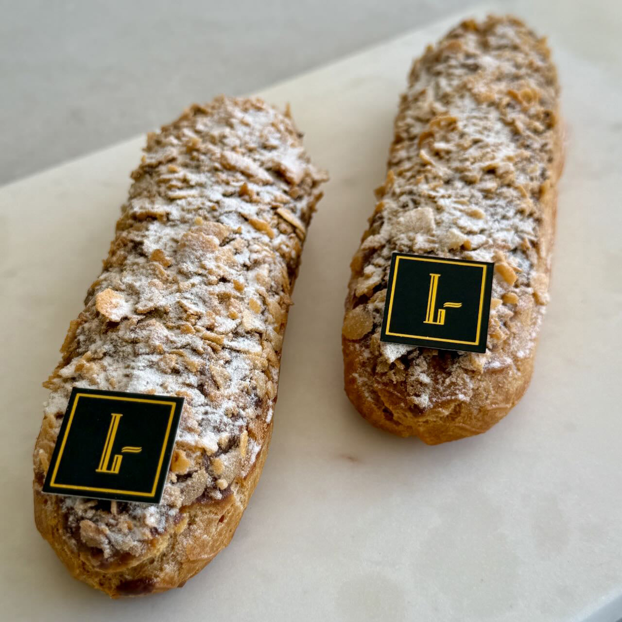 Hazelnut Éclair